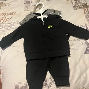 3 MONTH OLD BABY BOY NIKE SET!!